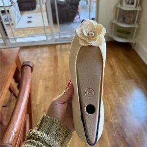 Rothy’s The Petal Square